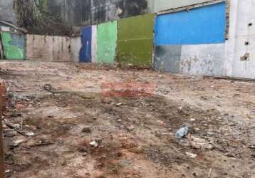 Terreno a venda no jd sao luiz , com 304 m²  próximo o feirão, mercados, grupo escolar, bancos...