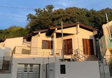 Casa com 3 quartos à venda na rua aladim de araújo pinto, 23, centro, guaíba, 158 m2 por r$ 800.000