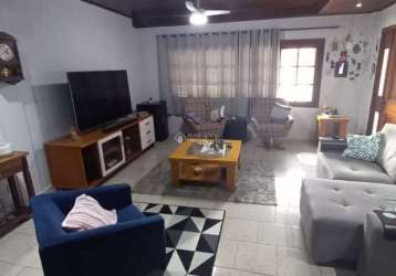 Casa com 5 quartos à venda na joaquim ribeiro, 220, centro, guaíba, 260 m2 por r$ 730.000