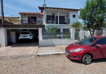 Casa com 3 quartos à venda na cesar verdi, 73, morada da colina, guaíba, 350 m2 por r$ 920.000