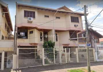 Casa com 3 quartos à venda na travessa olintho sanmartin, 30, vila ipiranga, porto alegre, 180 m2 por r$ 750.000