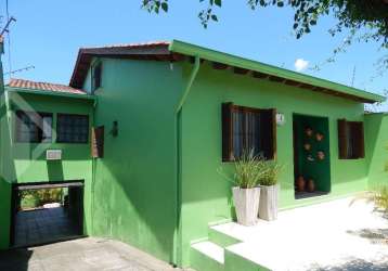 Casa em condomínio fechado com 4 quartos à venda na rua nápoli, 71, santa isabel, viamão, 249 m2 por r$ 550.000