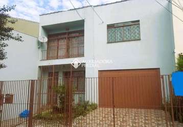 Casa com 4 quartos à venda na rua gomes jardim, 849, santana, porto alegre, 256 m2 por r$ 955.000