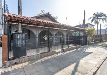 Casa com 4 quartos à venda na rua ibirubá, 73, cavalhada, porto alegre, 300 m2 por r$ 650.000