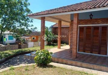 Casa em condomínio fechado com 2 quartos à venda na avenida leonardo carlucci, 120, espírito santo, porto alegre, 150 m2 por r$ 480.000