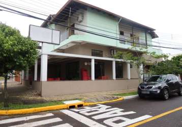 Casa comercial à venda na rua andrômeda, 219, estância velha, canoas, 200 m2 por r$ 1.300.000