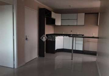 Apartamento com 3 quartos para alugar na rua dom joão becker, 1852, fátima, canoas, 50 m2 por r$ 1.208