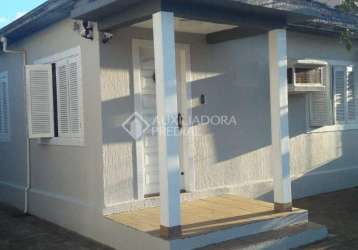 Casa em condomínio fechado com 3 quartos à venda na rua andré da rocha, 109, centro, canoas, 157 m2 por r$ 700.000