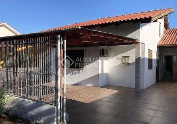 Casa com 3 quartos à venda na rua nazaré, 540, nossa senhora das graças, canoas, 120 m2 por r$ 590.000