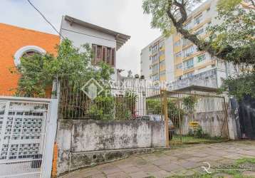 Casa em condomínio fechado com 2 quartos à venda na rua coronel paulino teixeira, 269, rio branco, porto alegre, 182 m2 por r$ 1.210.000