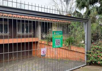 Casa com 4 quartos à venda na alameda raimundo corrêa, 100, boa vista, porto alegre, 300 m2 por r$ 2.000.000