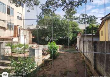 Terreno em condomínio fechado à venda na rua ilhéus, 172, vila ipiranga, porto alegre, 300 m2 por r$ 424.000