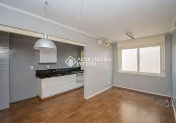 Apartamento com 1 quarto à venda na universina araujo nunes, 72, jardim botânico, porto alegre, 38 m2 por r$ 180.000