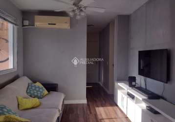 Apartamento com 3 quartos à venda na avenida josé aloísio filho, 411, humaitá, porto alegre, 70 m2 por r$ 320.000