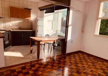 Apartamento com 2 quartos para alugar na rua general neto, 133, floresta, porto alegre, 66 m2 por r$ 1.700