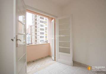 Apartamento com 1 quarto à venda na rua riachuelo, 1318, centro histórico, porto alegre, 48 m2 por r$ 230.000