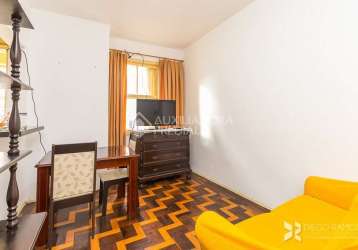 Apartamento com 2 quartos à venda na rua riachuelo, 1521, centro histórico, porto alegre, 61 m2 por r$ 239.000