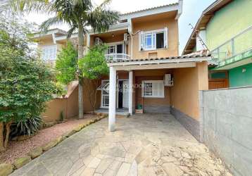 Casa em condomínio fechado com 3 quartos à venda na rua doutora noemi valle rocha, 194, serraria, porto alegre, 140 m2 por r$ 577.150