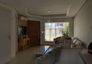 Casa em condomínio fechado com 3 quartos à venda na rua álamo, 69, hípica, porto alegre, 300 m2 por r$ 955.990