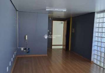 Sala comercial à venda na rua jari, 89, passo da areia, porto alegre, 39 m2 por r$ 185.000