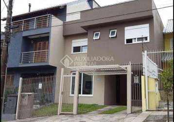 Casa com 3 dormitórios, 218 m² - venda por R$ 690.000,00 ou