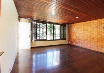 Casa com 3 quartos à venda na rua bispo william thomas, 88, teresópolis, porto alegre, 250 m2 por r$ 849.000