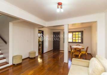 Casa em condomínio fechado com 3 quartos à venda na avenida otto niemeyer, 1199, tristeza, porto alegre, 191 m2 por r$ 570.000