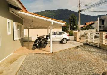 Casa com 3 quartos à venda na servidão ester gonçalves, 58, são joão do rio vermelho, florianópolis, 150 m2 por r$ 545.000