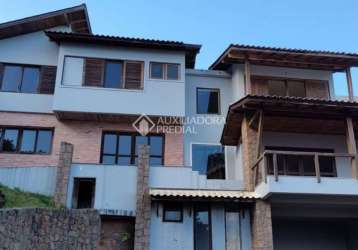 Casa com 3 quartos à venda na rodovia baldicero filomeno, 19523, ribeirão da ilha, florianópolis, 350 m2 por r$ 2.200.000