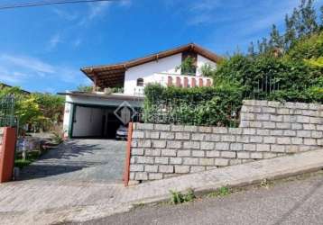 Casa com 4 quartos à venda na rua almirante carlos da silveira carneiro, 601, agronômica, florianópolis, 260 m2 por r$ 1.250.000