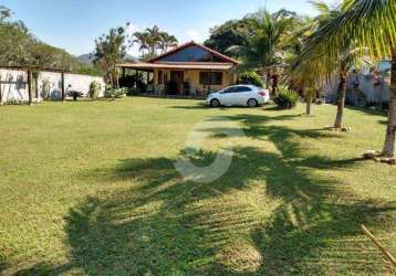 Casa com 4 dormitórios à venda, 162 m² por r$ 950.000 - itaocaia valley (itaipuaçu) - maricá/rj