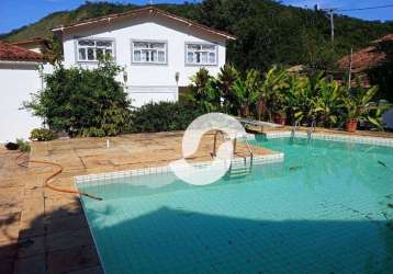 Casa com 6 dormitórios piscina passos da praia venda, 600 m² por r$ 3.200.000,00 - itacoatiara - niterói/rj