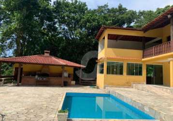 Fantástico sítio com cachoeira e piscina em saquarema