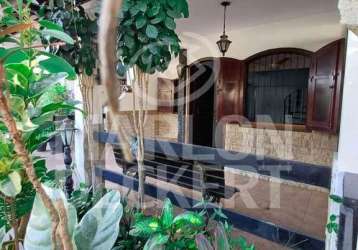 Casa em condomínio à venda em cabo frio, rj. bairro braga