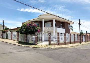 Casa à venda órfãs