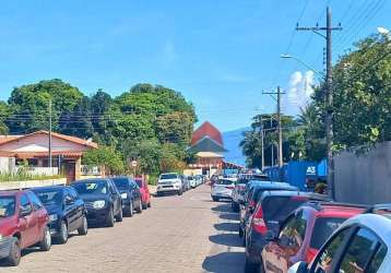 Martim de sá perto praia com área gourmet e piscina