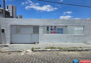 Casa comercial com 3 quartos  para alugar, 0.00 m2 por r$2400.00  - mauricio de nassau - caruaru/pe