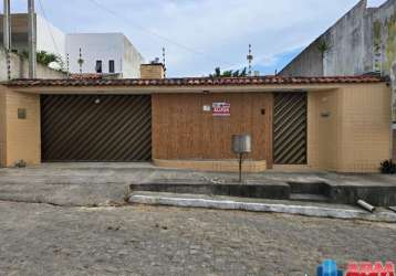 Casa residencial com 3 quartos  para alugar, 199.00 m2 por r$2000.00  - indianopolis - caruaru/pe