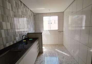 Apartamento com garagem coberta e 02 quartos no bairro alaita