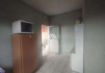 Vendo casa em itaúna com um loja para depósito em ótima localização!