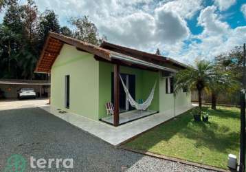 Casa com 3 quartos à venda no estrada das areias, indaial , 230 m2 por r$ 640.000