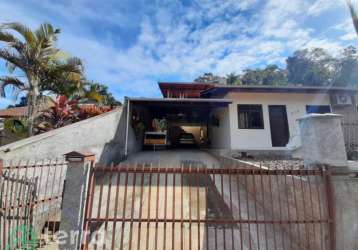 Casa com 5 quartos à venda em benedito, indaial , 197 m2 por r$ 450.000