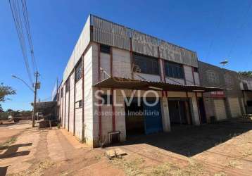 Galpão industrial com 300m² de área privativa na zona industrial do guará, strc trecho 4