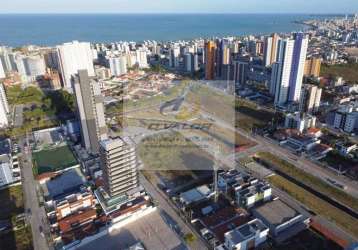 Vendo apartamento de cobertura linear no aeroclube, com 178m2, 3 quartos sendo 1 suítes e 3 vagas