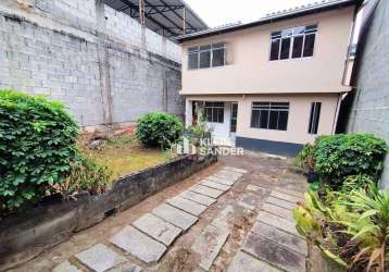 Casa com 4 dormitórios à venda, 80 m² por r$ 405.000,00 - são geraldo - nova friburgo/rj