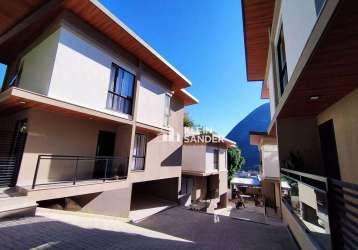 Casa com 3 dormitórios à venda, 150 m² por r$ 770.000,00 - cônego - nova friburgo/rj