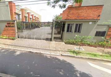 Casa em condomínio fechado com 3 quartos à venda na rua das hortências, 103, chácara primavera, campinas, 94 m2 por r$ 960.000