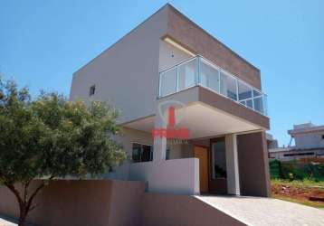 Casa à venda no condomínio moradas do vale no residencial gleba esperança em londrina. sobrado. no pavimento térreo, sala 2 ambientes, lavabo, cozinha