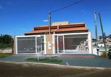 Sobrado à venda no jardim tókio em londrina. geminado com 2 quartos sendo 1 suíte, sala para 2 ambientes, cozinha ampla, banheiro, área de serviço, es