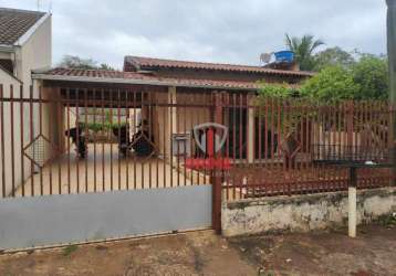 Casa à venda no jardim esperança em londrina. em ótima localização e terreno plano.